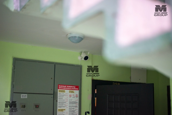 Установка камеры в подъезде ВМ Групп