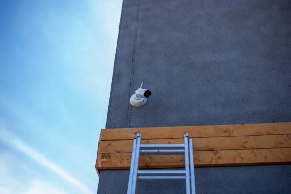 Установка WiFi видеонаблюдения на участке