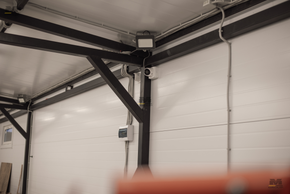 Установка видеонаблюдения в детейлинге